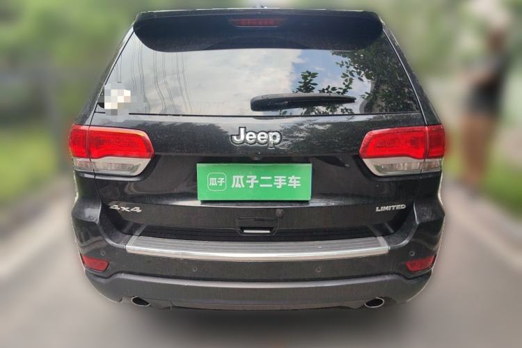 Used Jeep Grand Cherokee 2015 3.0L Comfort Navigation Edition Rear