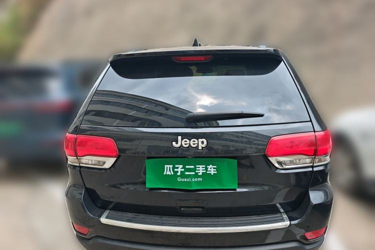 Used Jeep Grand Cherokee 2015 3.0L Comfort Navigation Edition Rear