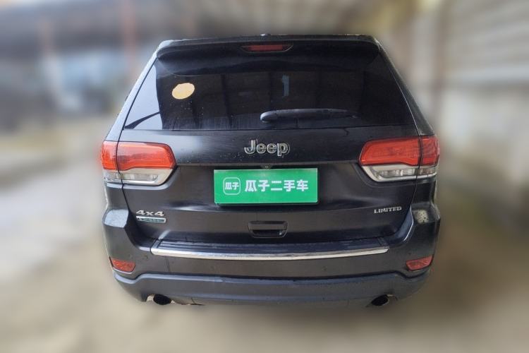 Used Jeep Grand Cherokee 2015 3.0TD Diesel Comfort Navigation Edition Rear