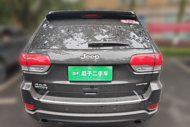 Used Jeep Grand Cherokee 2015 3.0TD Diesel Comfort Navigation Edition Rear