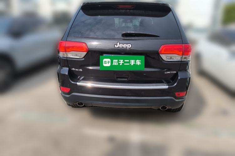 Used Jeep Grand Cherokee 2015 3.0L Elite Navigation Edition Rear