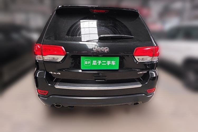 Used Jeep Grand Cherokee 2015 3.0L Comfort Navigation Edition Rear