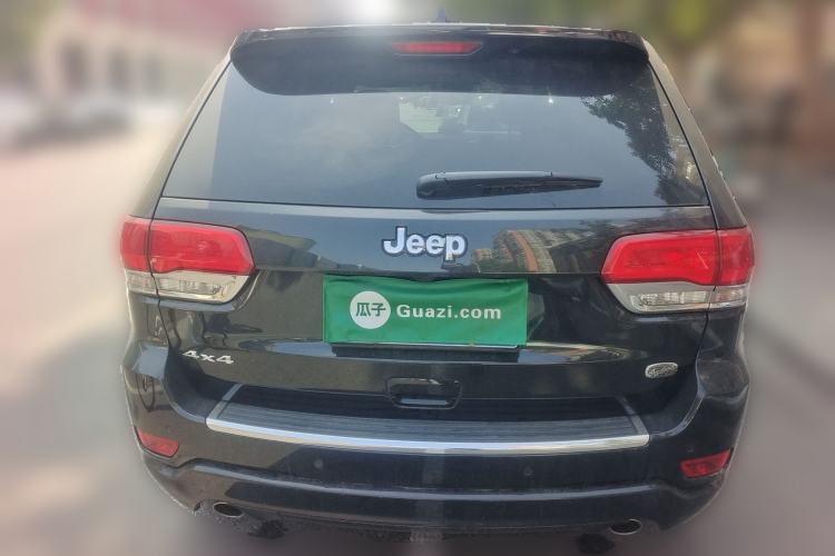 Used Jeep Grand Cherokee 2015 3.6L Luxury Navigation Edition Rear
