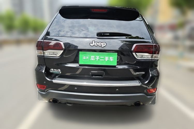 Used Jeep Grand Cherokee 2015 3.0TD Diesel Comfort Navigation Edition Rear