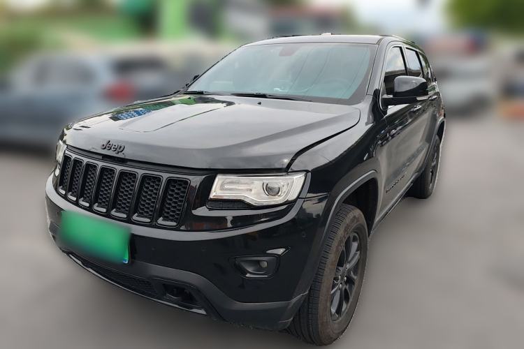 Używany Jeep Grand Cherokee 2015 3.0TD Diesel Comfort Navigation Edition Guazi used car, China used car export, Used car for sale, Used cars, Cheapest cars for sale