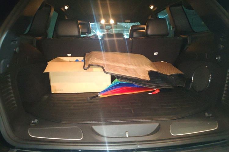 Used Jeep Grand Cherokee 2015 3.0L Comfort Navigation Edition Trunk