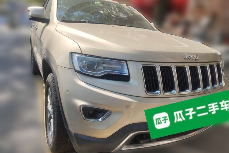 Used Jeep Grand Cherokee 2015 3.0L Elite Navigation Edition Exterior 2