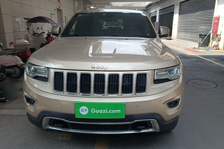 Used Jeep Grand Cherokee 2015 3.0TD Diesel Elite Navigation Edition Front