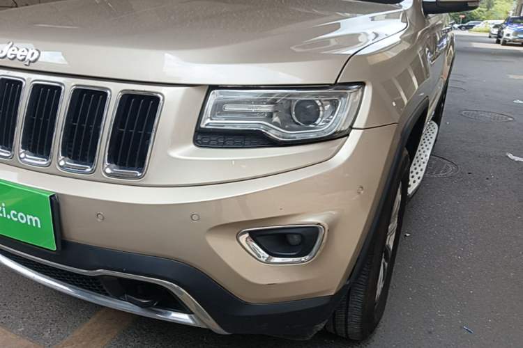 Used Jeep Grand Cherokee 2015 3.0TD Diesel Elite Navigation Edition Left Front Headlight