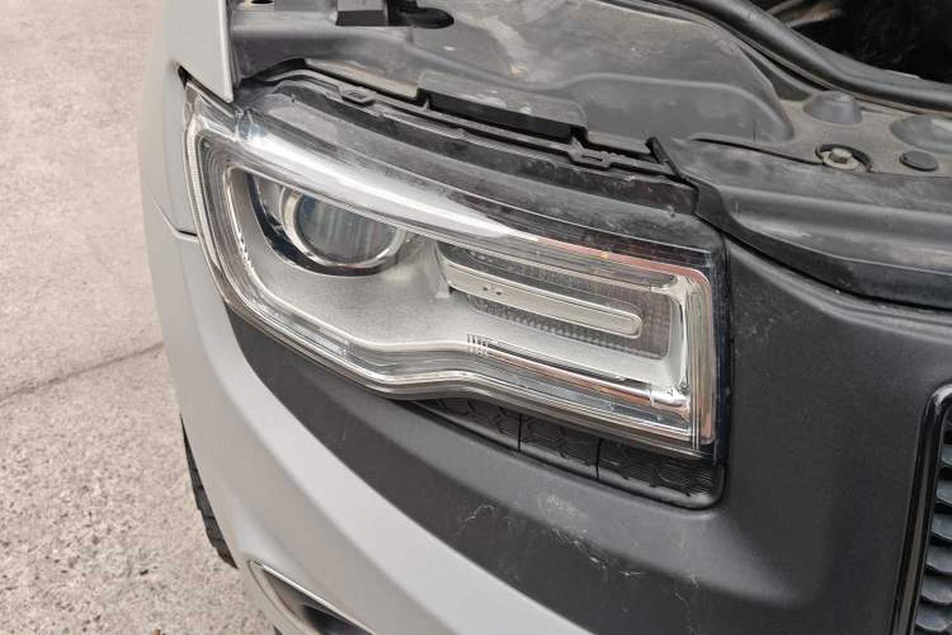 Used Jeep Grand Cherokee 2015 3.6L Luxury Navigation Edition Right Front Headlight