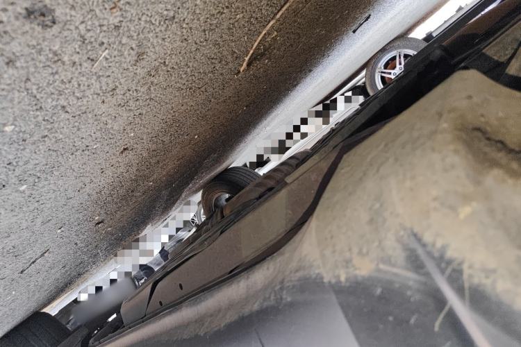 Used Jeep Grand Cherokee  Chassis Front Left