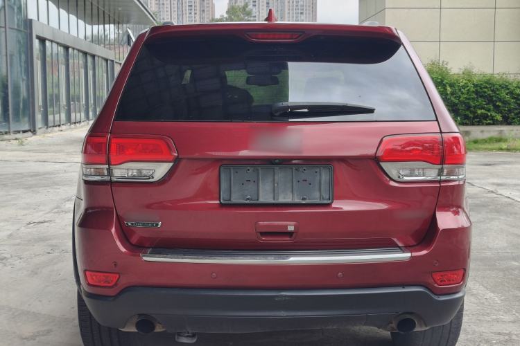 Used Jeep Grand Cherokee 2015 3.0TD Diesel Elite Navigation Edition Exterior 10