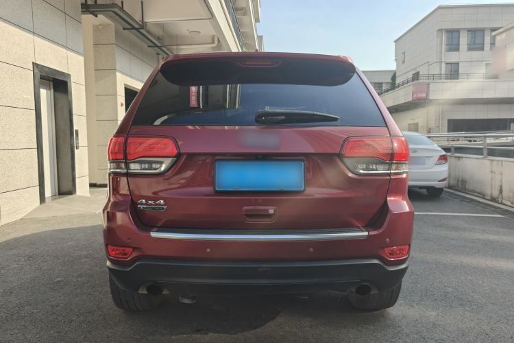 Used Jeep Grand Cherokee 2015 3.0TD Diesel Elite Navigation Edition Exterior 5