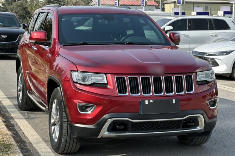 Used Jeep Grand Cherokee 2015 3.0L Comfort Navigation Edition Exterior 7