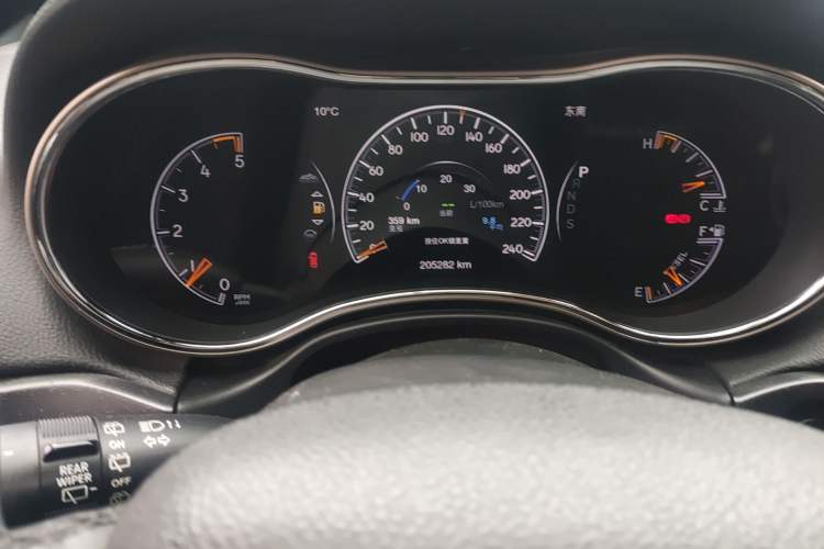 Used Jeep Grand Cherokee 2015 3.0TD Diesel Elite Navigation Edition Instrument Cluster