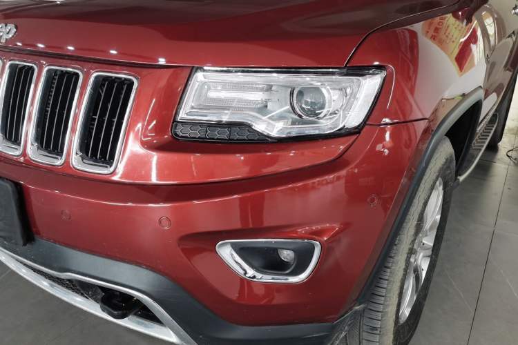 Used Jeep Grand Cherokee 2015 3.0L Comfort Navigation Edition Left Front Headlight
