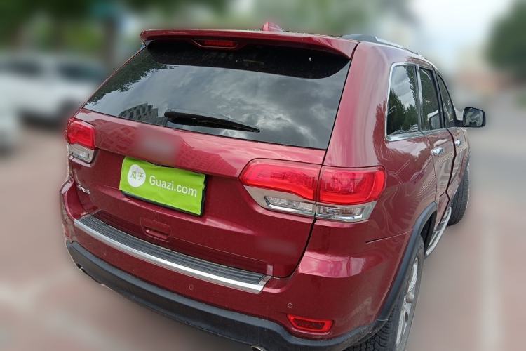 Used Jeep Grand Cherokee 2015 3.0L Comfort Navigation Edition Rear Right 45 Deg
