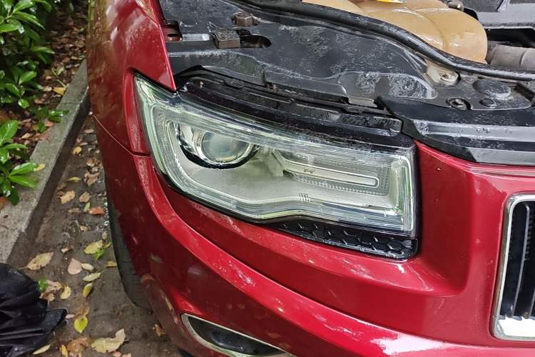 Used Jeep Grand Cherokee 2015 3.0TD Diesel Elite Navigation Edition Right Front Headlight