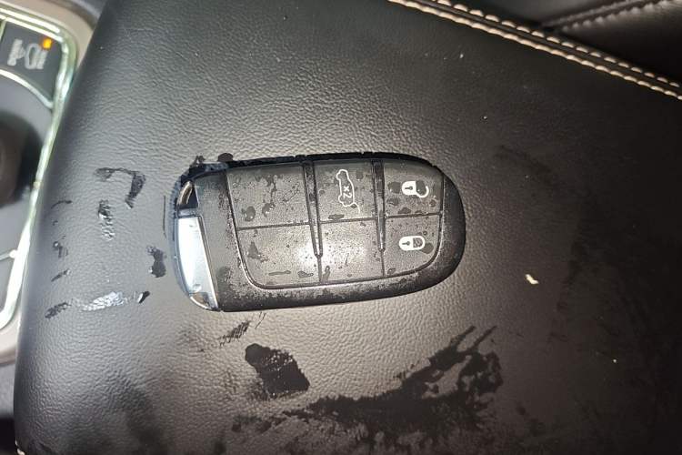 Used Jeep Grand Cherokee 2015 3.0TD Diesel Elite Navigation Edition Vehicle Key
