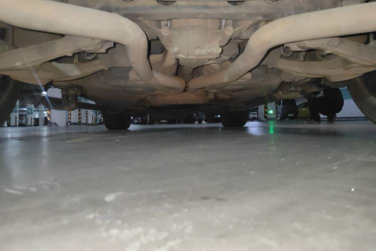 Used Jeep Grand Cherokee 2015 3.6L Elite Navigation Edition Chassis Rear Left
