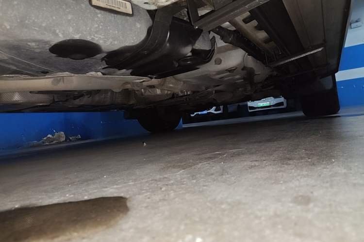 Used Jeep Grand Cherokee 2015 3.0TD Diesel Elite Navigation Edition Chassis Rear Right