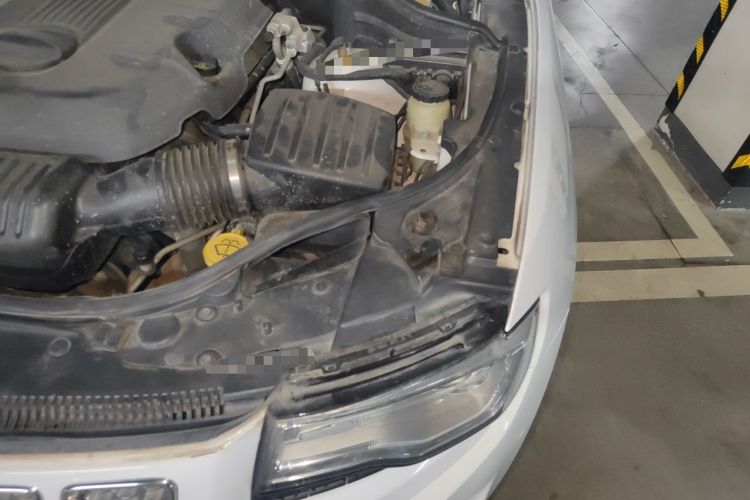 Used Jeep Grand Cherokee 2015 3.6L Elite Navigation Edition Engine Bay Left