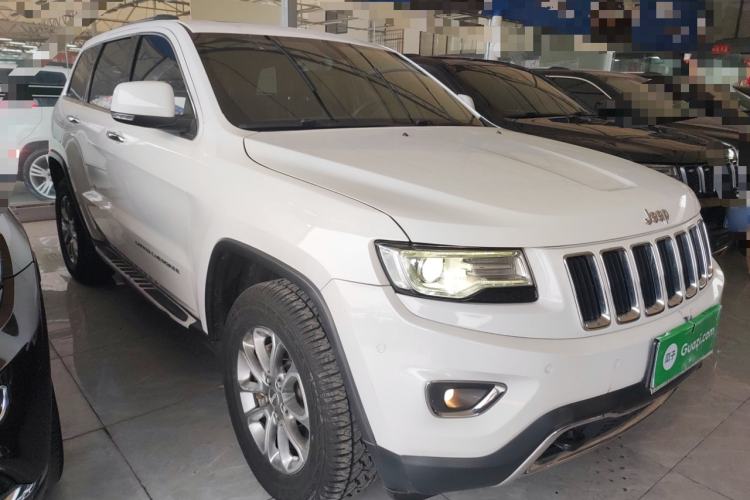 Used Jeep Grand Cherokee 2015 3.0L Comfort Navigation Edition Exterior 1