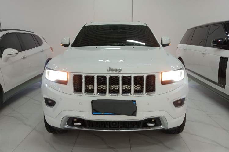 Used Jeep Grand Cherokee 2015 3.6L Luxury Navigation Edition Front