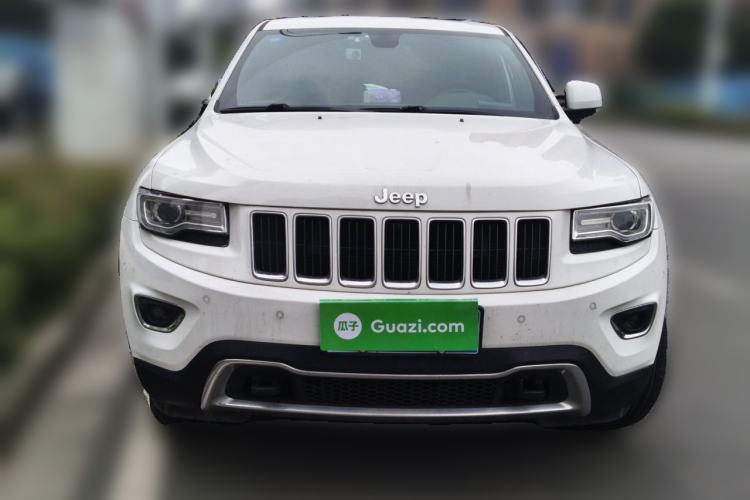 Used Jeep Grand Cherokee 2015 3.0L Elite Navigation Edition Front