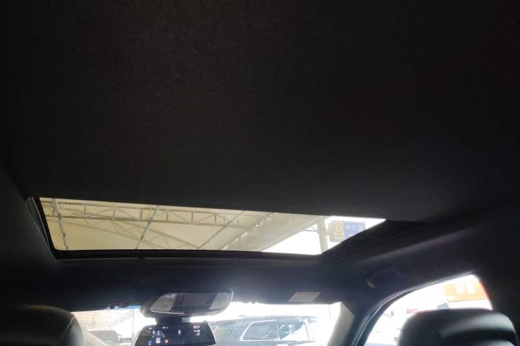 Used Jeep Grand Cherokee 2015 3.0L Comfort Navigation Edition Headliner