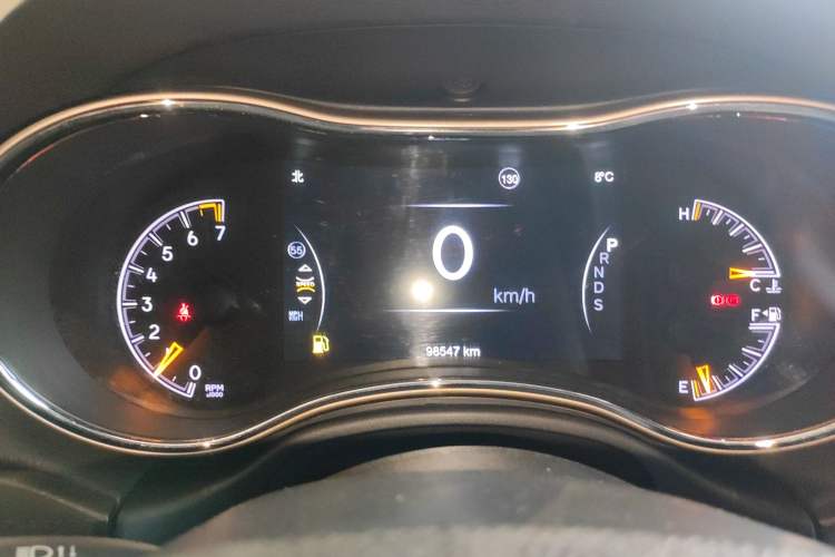 Used Jeep Grand Cherokee 2015 3.0L Comfort Navigation Edition Instrument Cluster