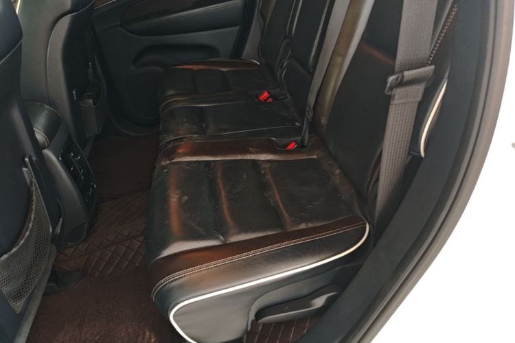 Used Jeep Grand Cherokee 2015 3.6L Luxury Navigation Edition Left Rear Seat