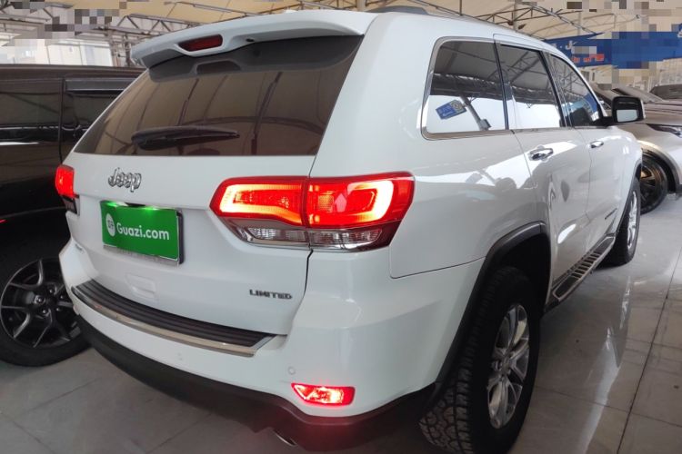 Used Jeep Grand Cherokee 2015 3.0L Comfort Navigation Edition Rear Right 45 Deg