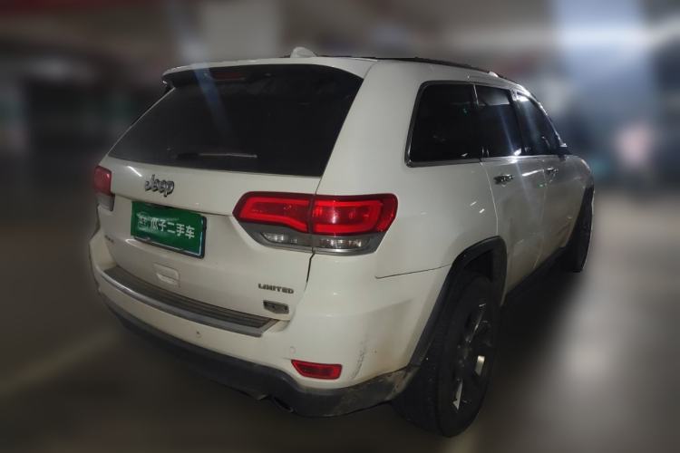 Used Jeep Grand Cherokee 2015 3.6L Elite Navigation Edition Rear Right 45 Deg