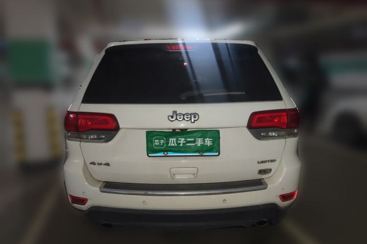 Used Jeep Grand Cherokee 2015 3.6L Elite Navigation Edition Rear