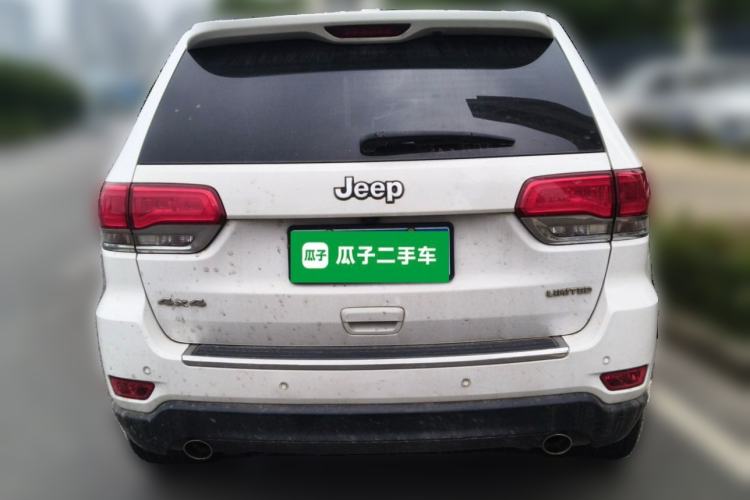 Used Jeep Grand Cherokee 2015 3.0L Elite Navigation Edition Rear