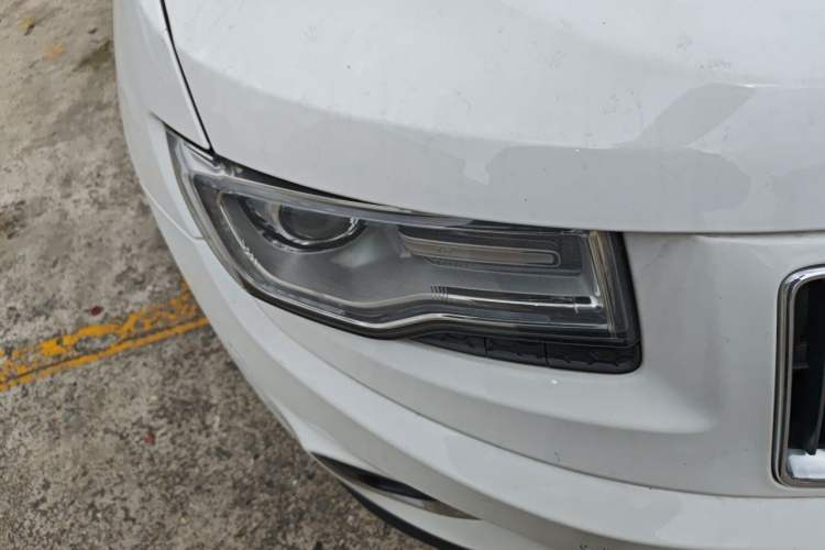 Used Jeep Grand Cherokee 2015 3.0TD Diesel Comfort Navigation Edition Right Front Headlight