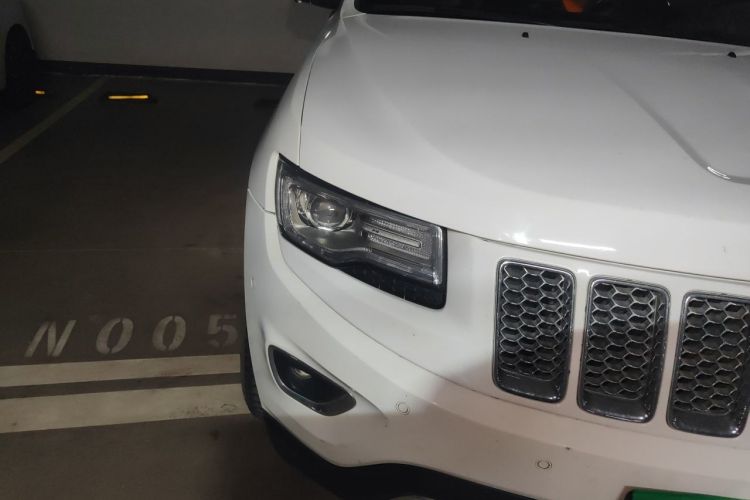 Used Jeep Grand Cherokee 2015 3.6L Elite Navigation Edition Right Front Headlight