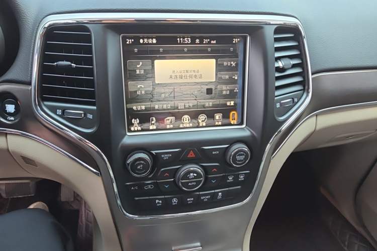 Used Jeep Grand Cherokee  Audio And AC Panel