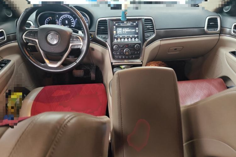Used Jeep Grand Cherokee 2016 3.6L 75th Anniversary Tribute Edition Center Console