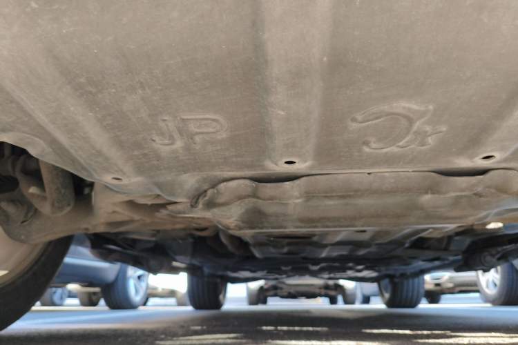Used Jeep Grand Cherokee 2016 3.0L Elite Navigation Edition Chassis Front