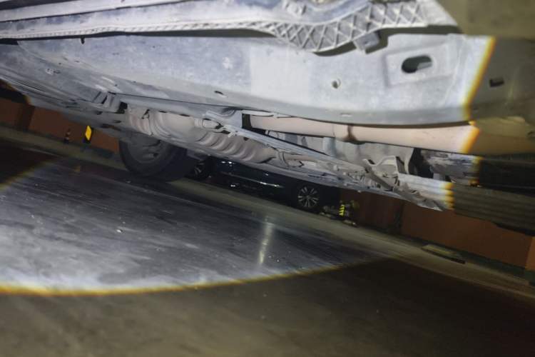 Used Jeep Grand Cherokee 2016 3.0L Comfort Navigation Edition Chassis Front Right
