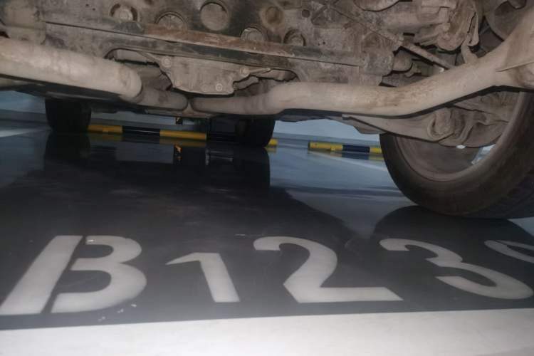 Used Jeep Grand Cherokee 2016 3.0L Comfort Navigation Edition Chassis Rear