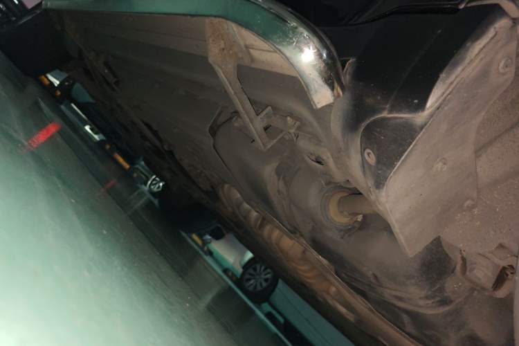 Used Jeep Grand Cherokee 2016 3.0L Comfort Navigation Edition Chassis Rear Left