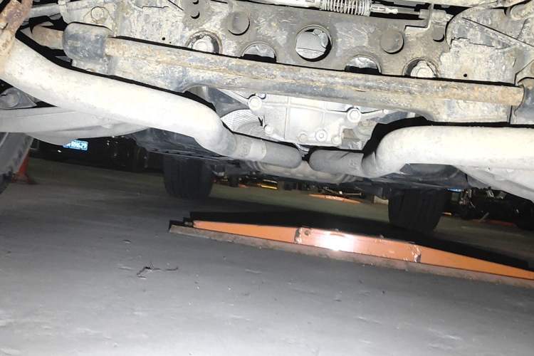 Used Jeep Grand Cherokee 2016 3.6L Luxury Navigation Edition Chassis Rear