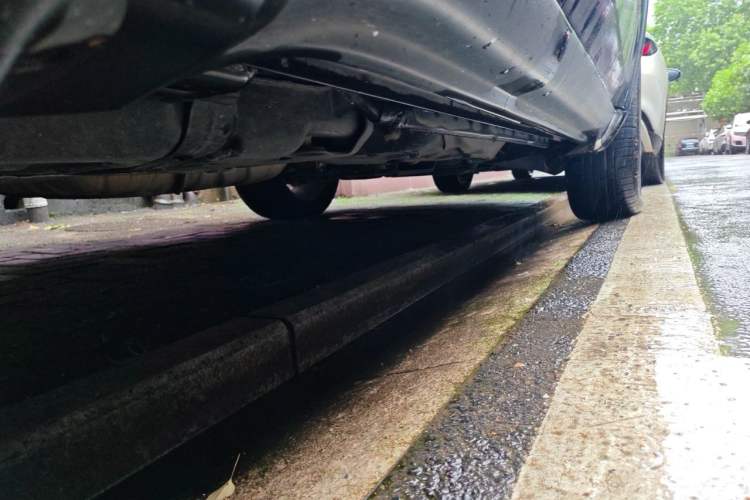 Used Jeep Grand Cherokee 2016 3.0L Comfort Navigation Edition Chassis Rear Right