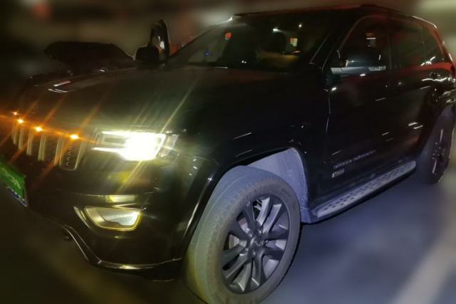 Gebrauchter Jeep Grand Cherokee 2016 3.6L 75th Anniversary Tribute Edition
