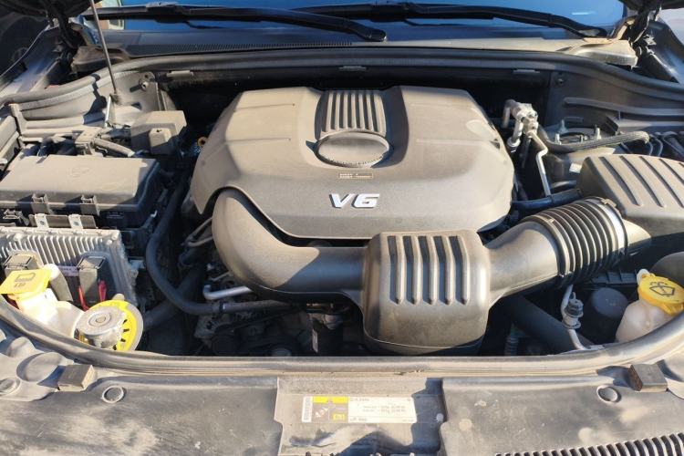 Used Jeep Grand Cherokee 2016 3.0L Elite Navigation Edition Engine Bay