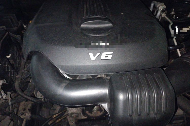 Used Jeep Grand Cherokee 2016 3.0L Comfort Navigation Edition Engine Bay