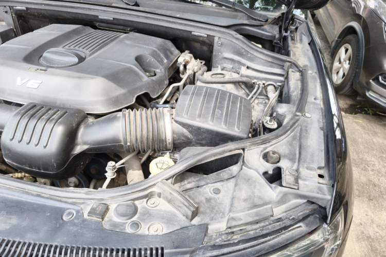 Used Jeep Grand Cherokee 2016 3.0L Comfort Navigation Edition Engine Bay Left